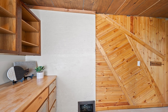 5545 45th Ave S, Minneapolis, MN 55417 - detailed view of wooden ceiling
