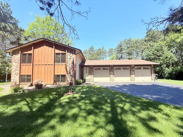 7829 Lois Ln, Circle Pines, MN 55014 - photo 1