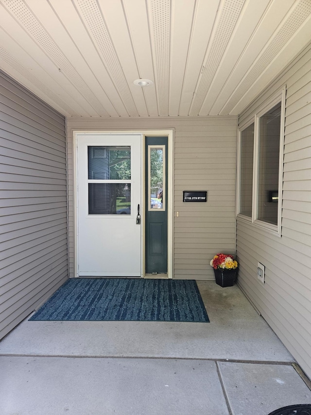 2705 9th St SW, Willmar, MN 56201 - entrance to property