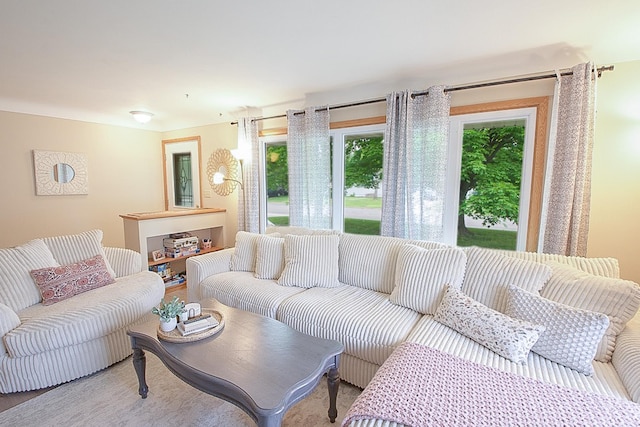905 24th Ave N, Saint Cloud, MN 56303 - view of living area