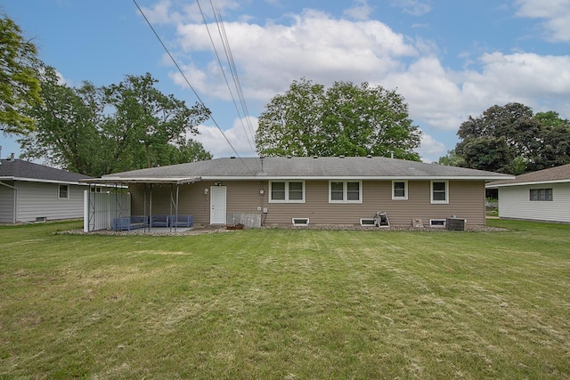 905 24th Ave N, Saint Cloud, MN 56303 - back of property featuring a yard