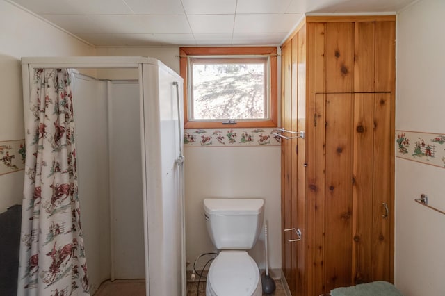 7520 Trophy Trl NW, Walker, MN 56484 - bathroom with a shower stall and a closet