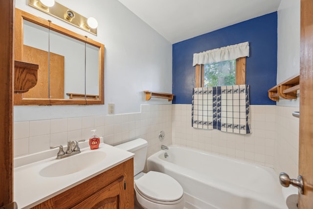 16584 River Rd, Green Prairie Twp, MN 56345 - bathroom featuring a bathtub, a wainscoted wall, vanity, and tile walls