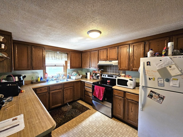 523 Vernon Ave, Fergus Falls, MN 56537 - photo 5