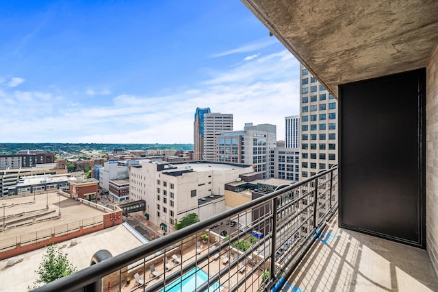 66 9th St E Unit 1806, Saint Paul, MN 55101 - balcony featuring a view of city