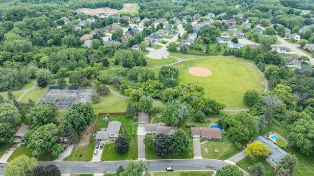 2434 Southcrest Ave E, Maplewood, MN 55119 - aerial perspective of suburban area