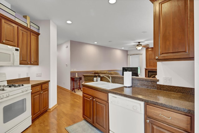 755 Hickory Way Unit 2, Lake City, MN 55041 - kitchen with white appliances, open floor plan, a ceiling fan, light wood-style floors, and recessed lighting