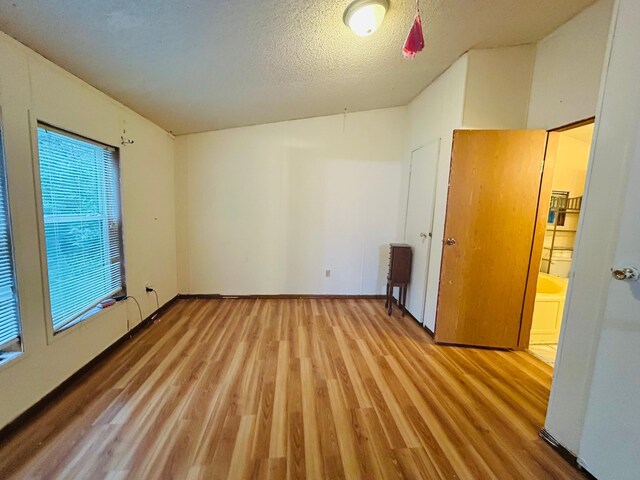4644 Prior Cir, Arden Hills, MN 55112 - photo 8