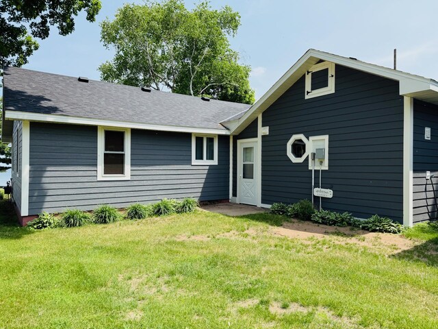 15127 Twilight Rd, Kathio Twp, MN 56359 - view of front of property with a front yard