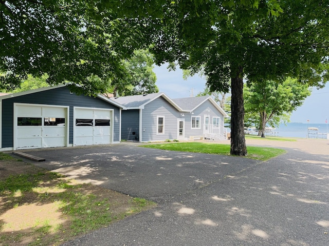 15127 Twilight Rd, Kathio Twp, MN 56359 - ranch-style home featuring a water view