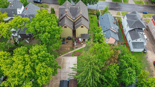 737 5th St E, Saint Paul, MN 55106 - aerial view of residential area