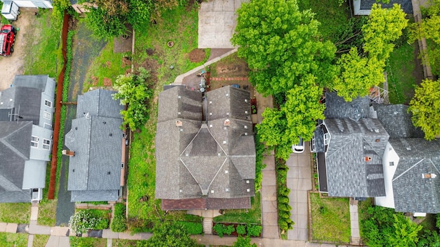 737 5th St E, Saint Paul, MN 55106 - aerial perspective of suburban area