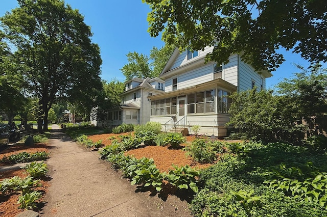 3140 Fremont Ave S, Minneapolis, MN 55408 - view of front of house with a sunroom