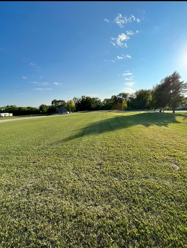 603 Borgrud Ln, Evansville, MN 56326