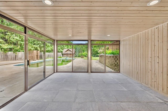 101 Sunset Dr S, Minnetonka, MN 55305 - view of unfurnished sunroom