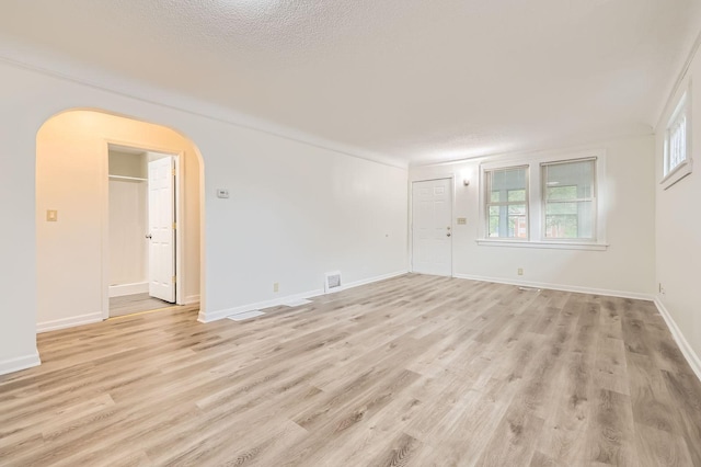463 Forest St, Saint Paul, MN 55106 - photo 4