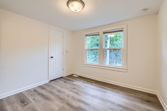 463 Forest St, Saint Paul, MN 55106 - photo 15