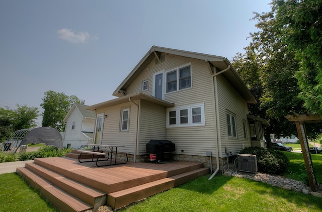 544 7th St, Red Wing, MN 55066 - back of property featuring a deck and a yard