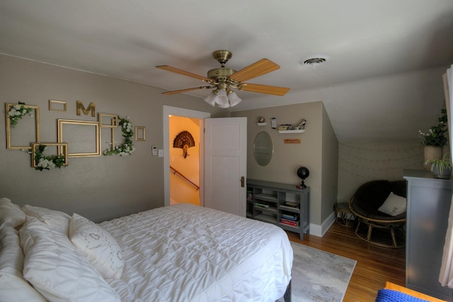 544 7th St, Red Wing, MN 55066 - bedroom featuring wood finished floors and a ceiling fan