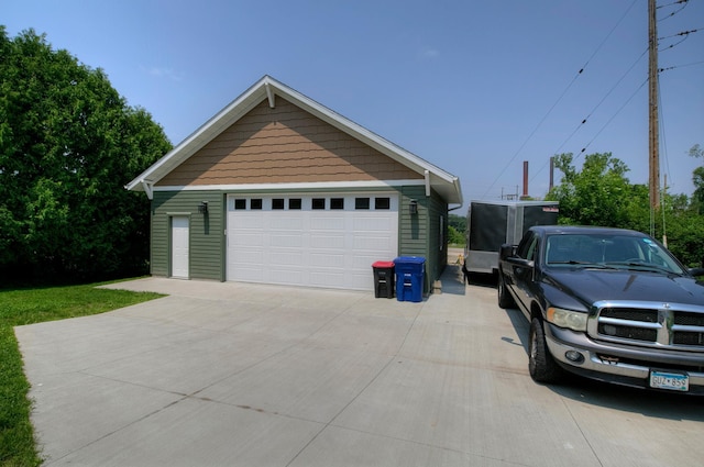 544 7th St, Red Wing, MN 55066 - view of detached garage