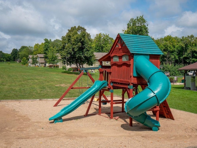 30424 410th Street Unit 4 (Share 3) - Cic #65, Dent, MN 56528 - community play area with a yard