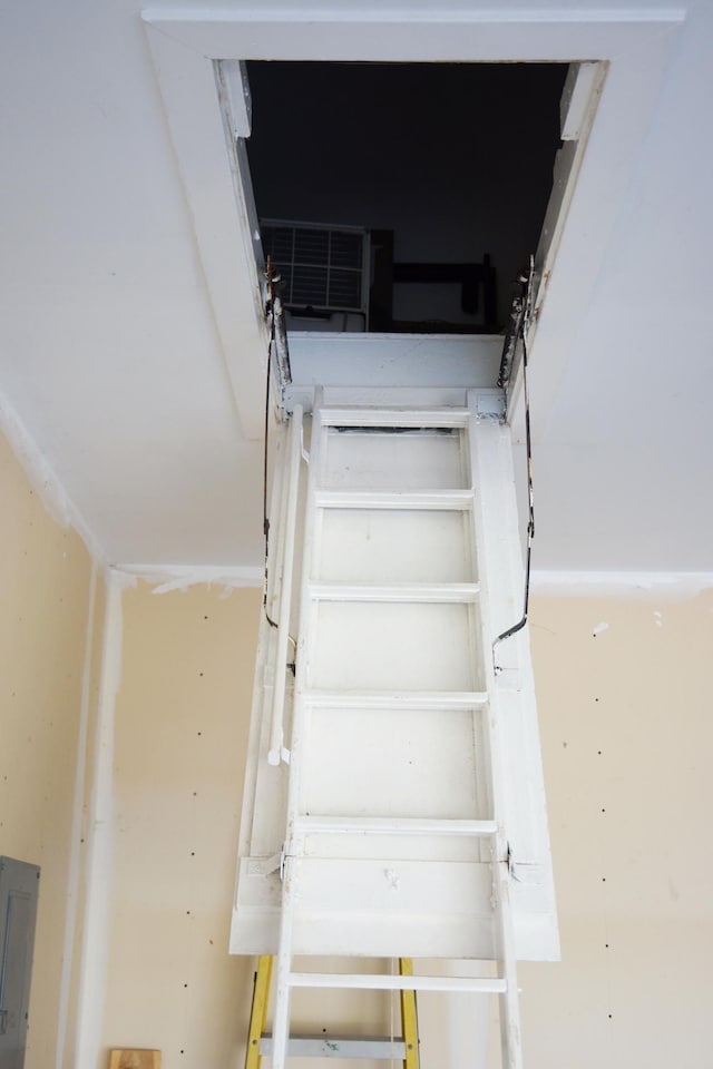 2009 Stahlke Way Unit 15, Chaska, MN 55318 - view of stairway