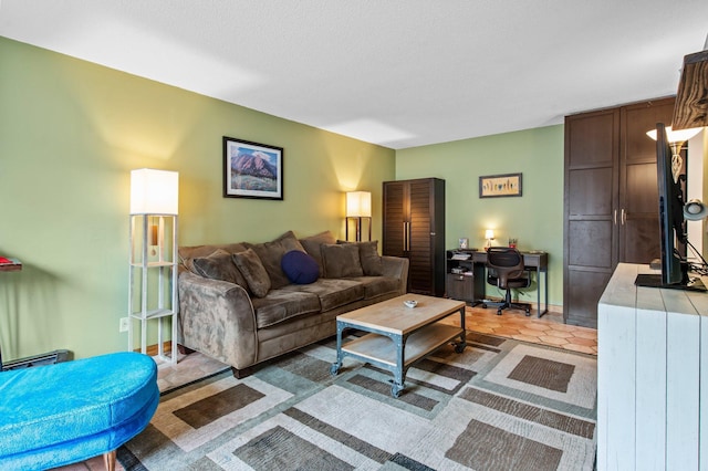 333 8th St SE Unit 120, Minneapolis, MN 55414 - living room featuring a desk