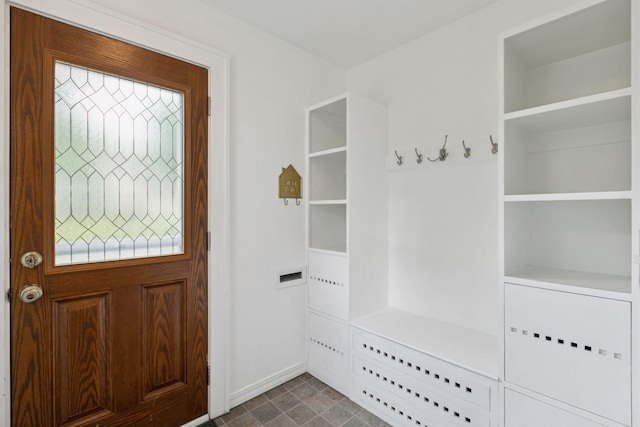 5321 39th Ave S, Minneapolis, MN 55417 - mudroom with baseboards