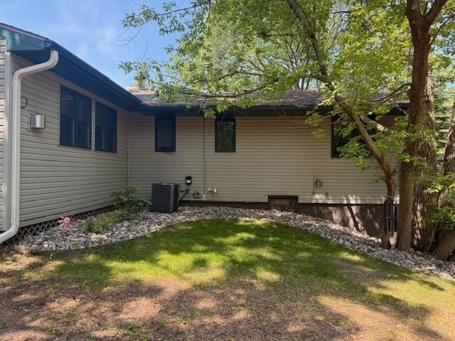 20430 Rhoda Ave, Ravenna Twp, MN 55089 - back of house featuring a yard