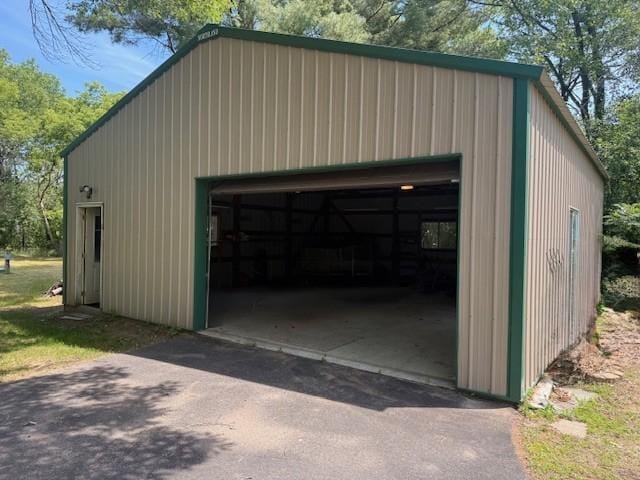 20430 Rhoda Ave, Ravenna Twp, MN 55089 - view of detached garage