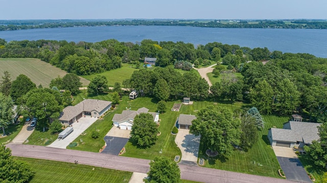 4820 Echo Ct, Faribault, MN 55021 - aerial overview of property's location featuring a large body of water
