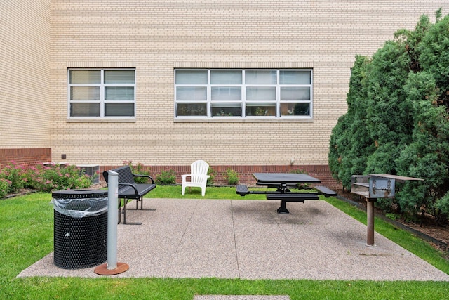 111 Franklin Ave Unit 215, Minneapolis, MN 55404 - view of patio