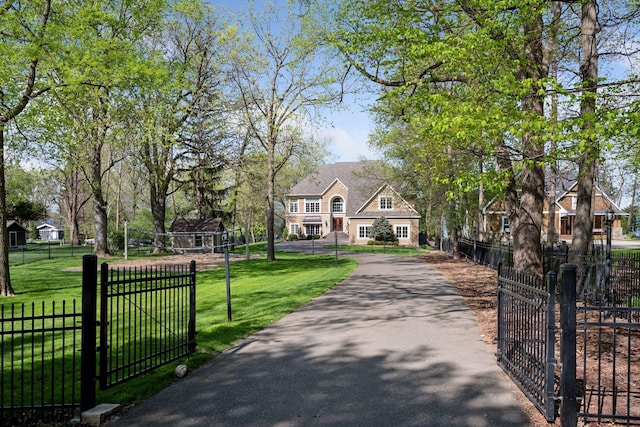 1709 1/2 Pulaski Rd, Buffalo, MN 55313 - view of front of property with asphalt driveway