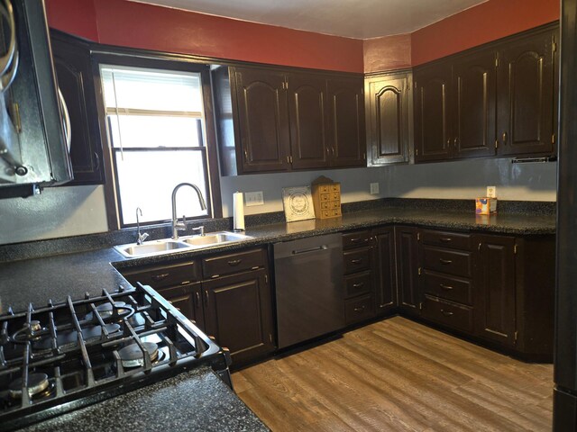 1008 Nevada Ave, Morris, MN 56267 - photo 12