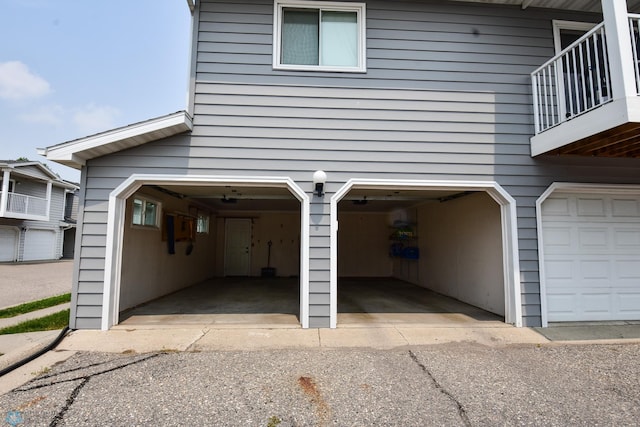2515 25th St S Unit 303H, Fargo, ND 58103 - view of garage