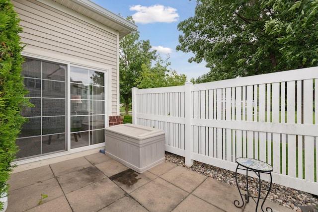 2014 Stahlke Way, Chaska, MN 55318 - view of patio