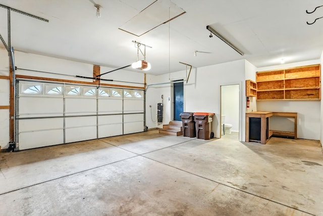 382 Tuttle Dr, Hastings, MN 55033 - garage with a garage door opener