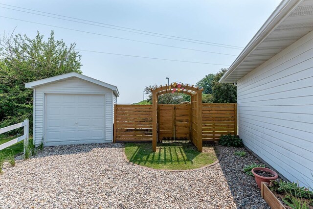 125 Thissen Ct, Mankato, MN 56001 - photo 31