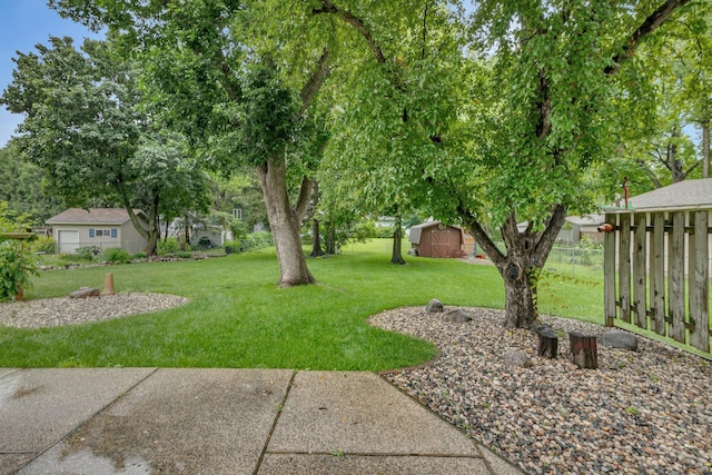 808 17th St SW, Willmar, MN 56201 - view of yard with a shed