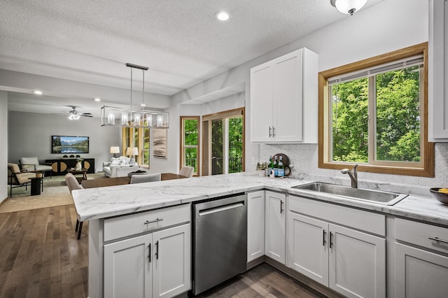 12306 Crown Hill Ct, Burnsville, MN 55337 - photo 16