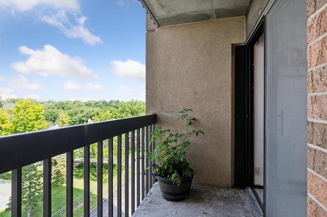 1181 Edgcumbe Rd Unit 501, Saint Paul, MN 55105 - view of balcony