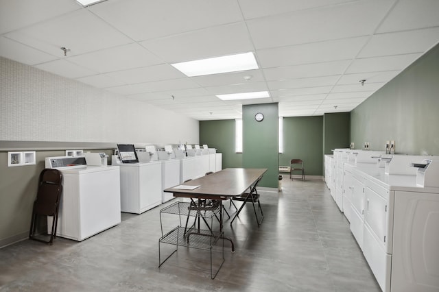 1181 Edgcumbe Rd Unit 501, Saint Paul, MN 55105 - shared laundry room featuring independent washer and dryer and baseboards