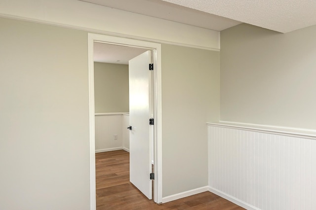 1527 Harvest Ln, Shakopee, MN 55379 - hall with wood finished floors and wainscoting