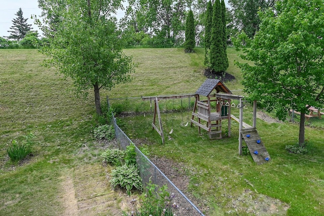 1527 Harvest Ln, Shakopee, MN 55379 - view of yard featuring a playground