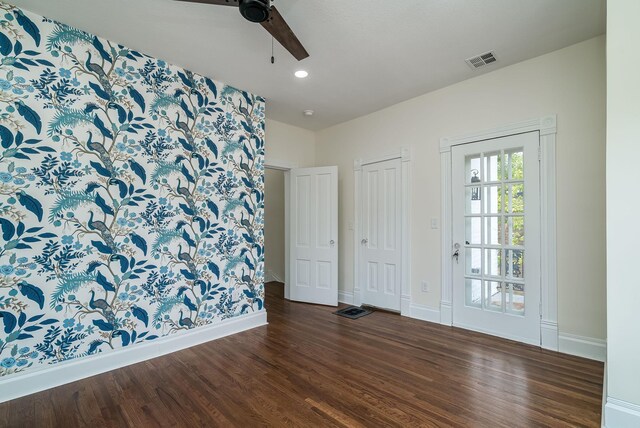 121 Hickory St, Chaska, MN 55318 - unfurnished room with a ceiling fan, wood finished floors, and recessed lighting
