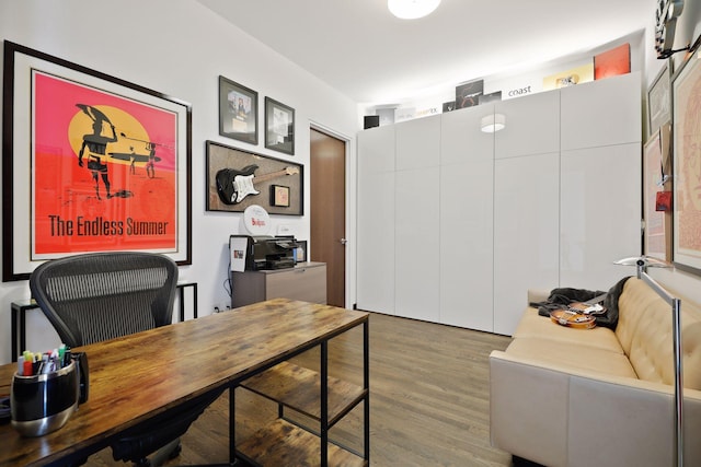 201 11th St Unit 530, Minneapolis, MN 55403 - office with wood finished floors