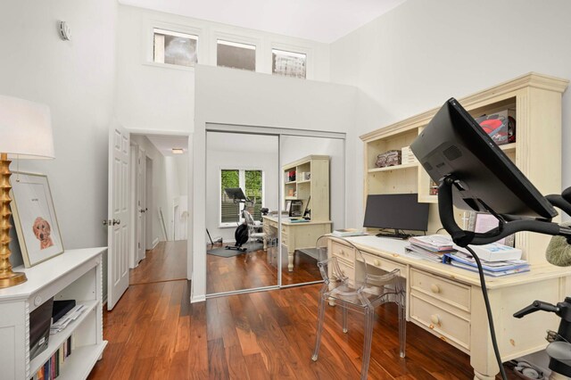 5713 Duncan Ln, Edina, MN 55436 - office space with wood finished floors and a towering ceiling