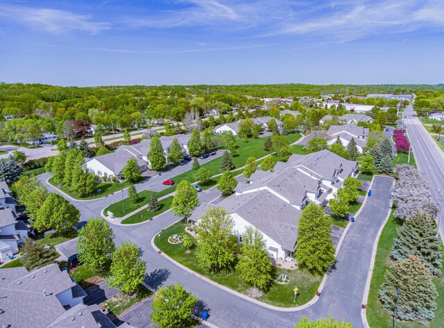 1152 Crystal Pl W, Chaska, MN 55318 - aerial view of property and surrounding area with nearby suburban area