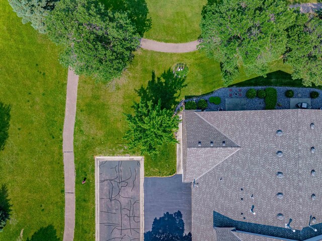 1152 Crystal Pl W, Chaska, MN 55318 - aerial view of property and surrounding area