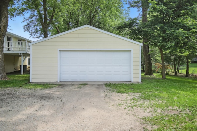 455 Sylvan St, Owatonna, MN 55060 - view of detached garage